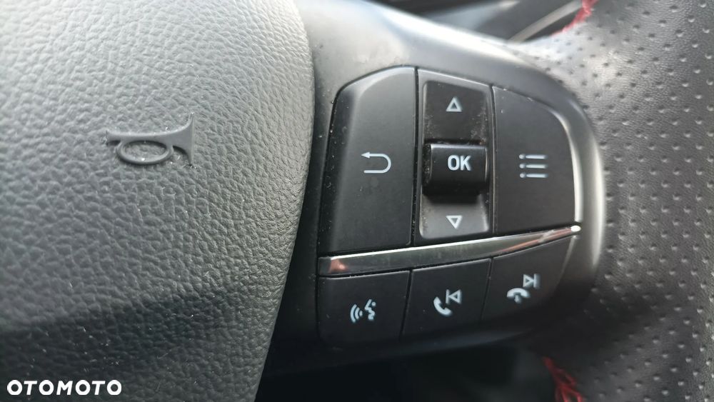 Ford Kuga 2.5 FHEV FWD ST-Line - 22