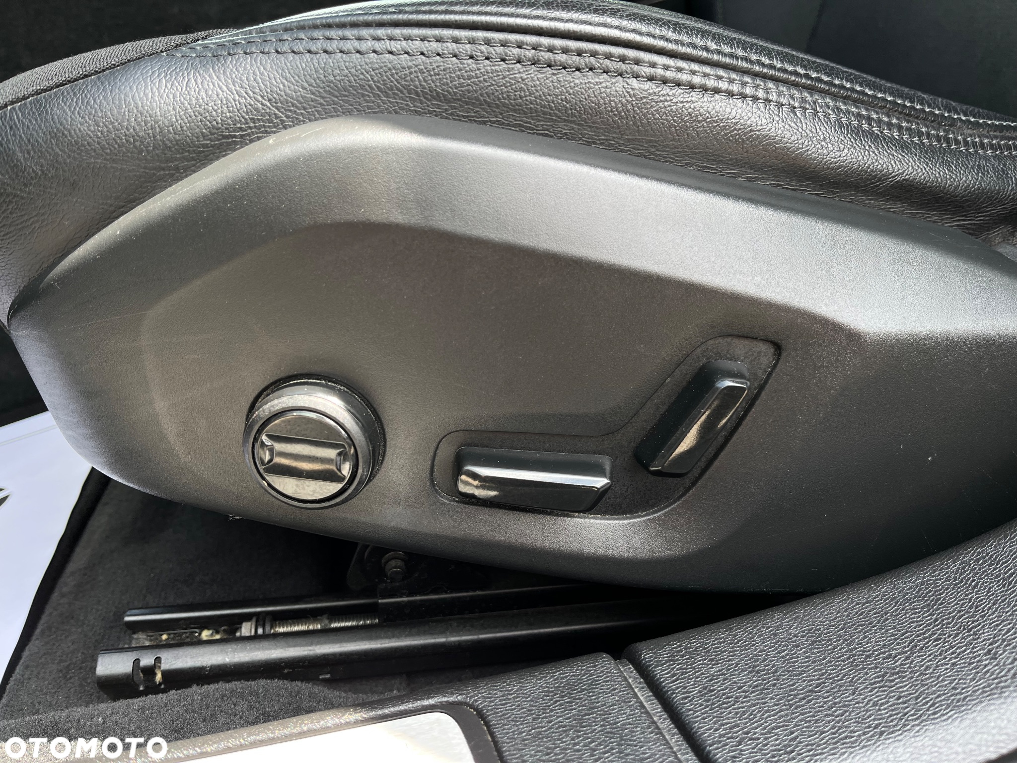 Volvo V60 D3 Momentum Pro - 9