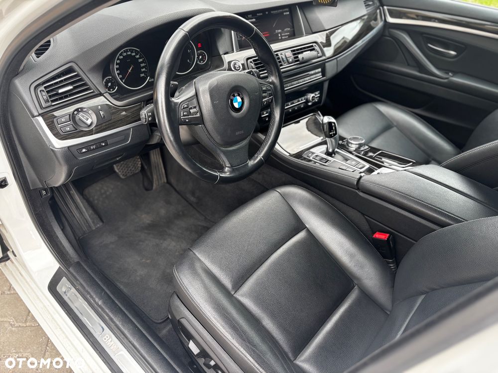 BMW Seria 5 520d xDrive Luxury Line - 19