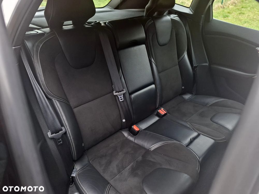 Volvo V40 D3 RDesign - 22