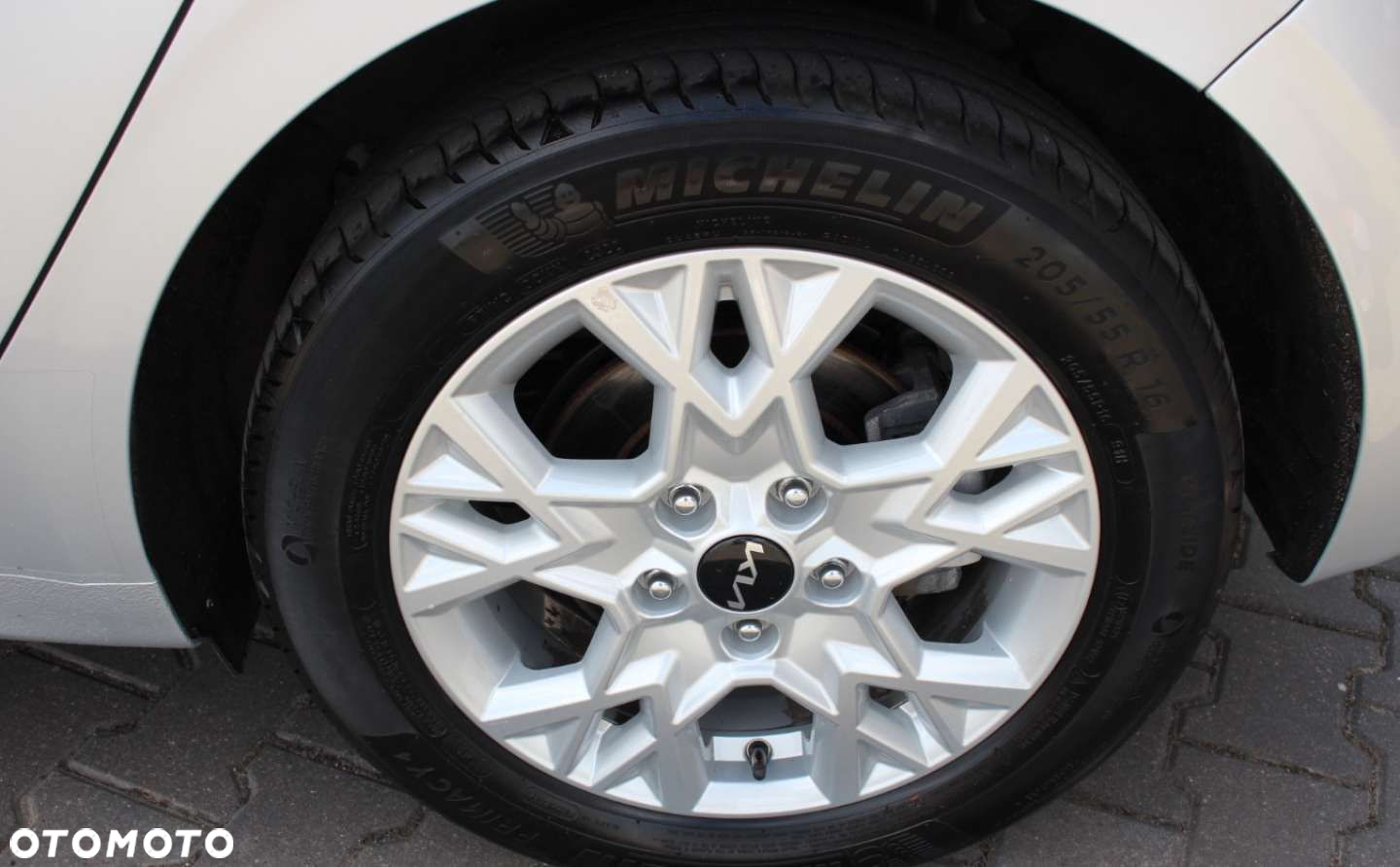 Kia Ceed - 16
