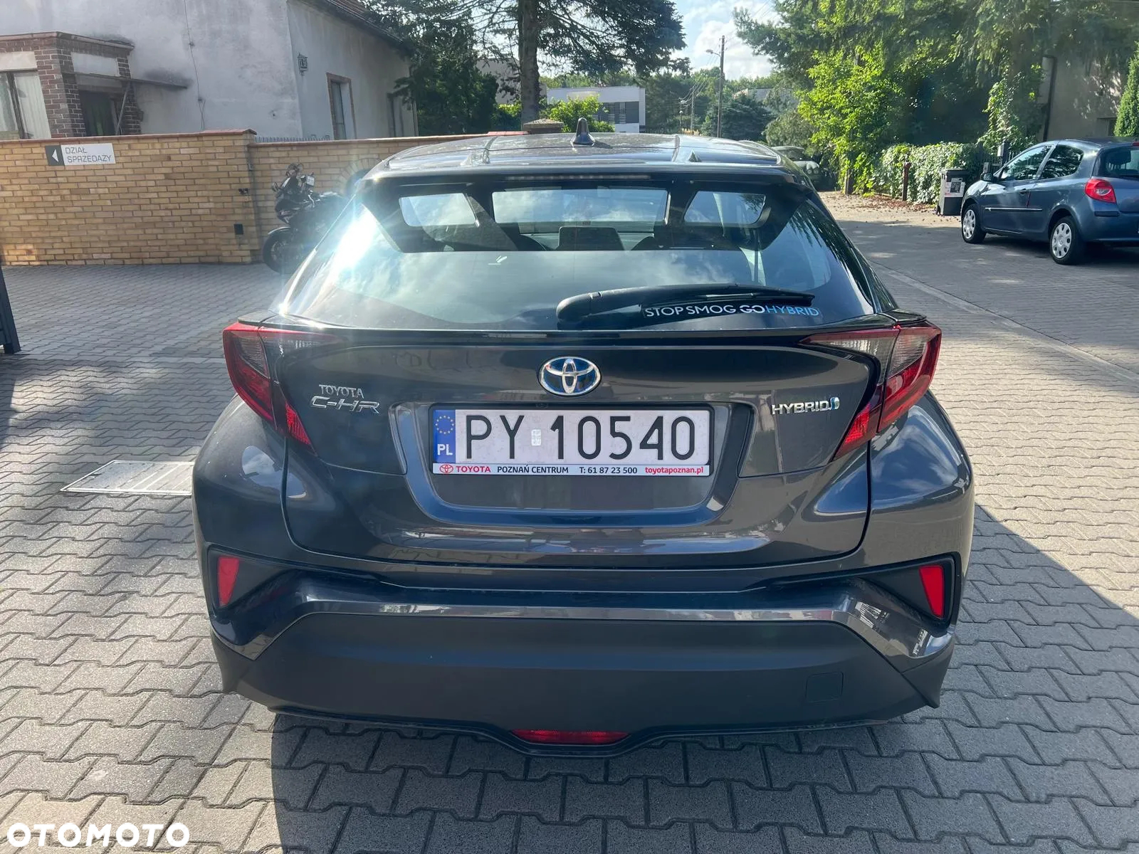 Toyota C-HR - 8