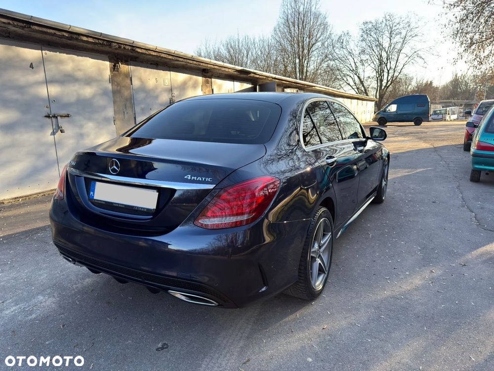 Mercedes-Benz Klasa C 200 4-Matic 9G-TRONIC - 4