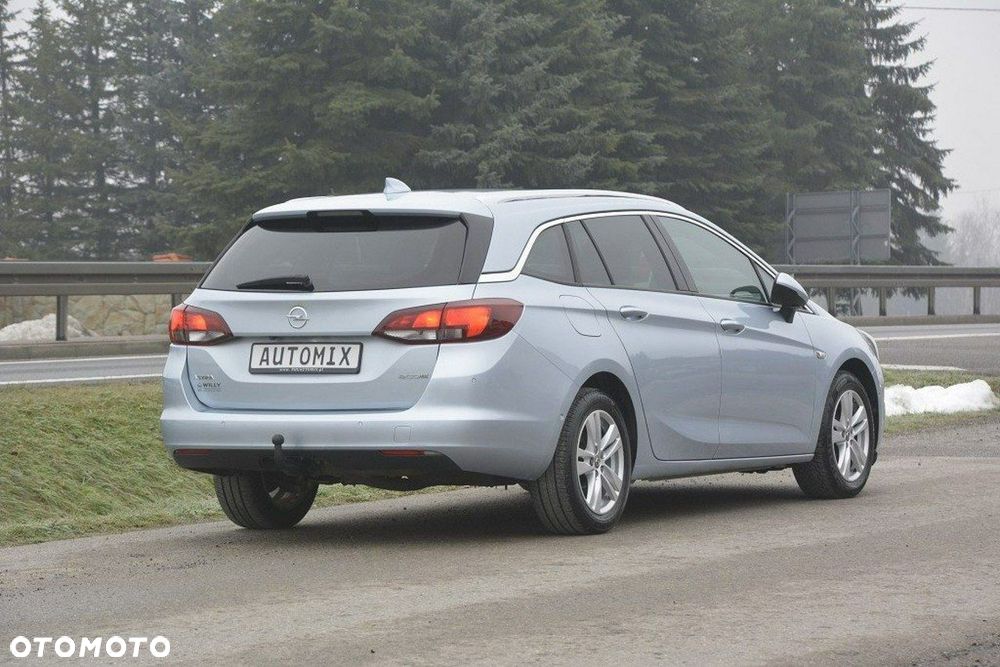 Opel Astra 1.6 D (CDTI) Start/Stop Innovation - 9