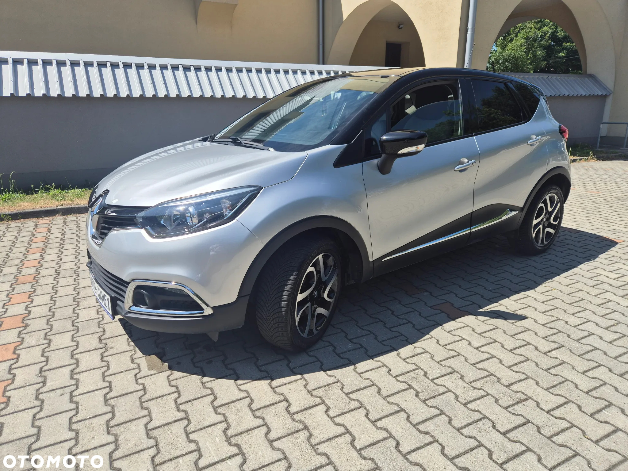 Renault Captur TCe 120 EDC Luxe - 2