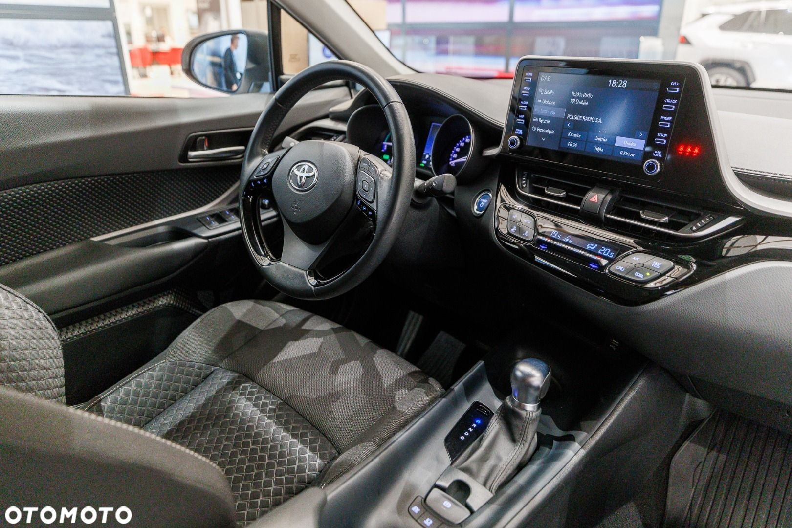 Toyota C-HR - 29