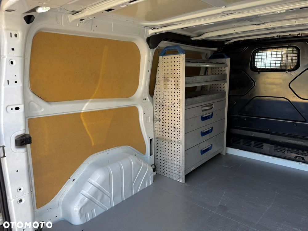 Ford Transit Custsom - 6