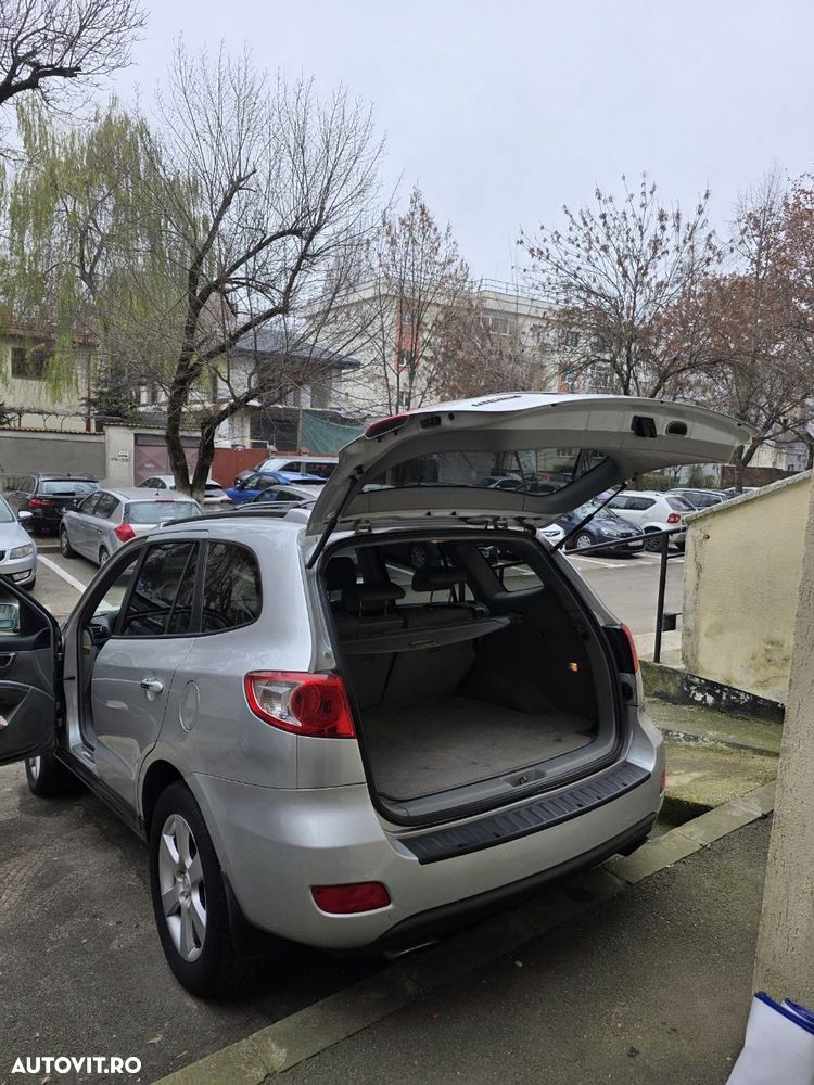 Hyundai Santa Fe 2.2 DSL VGT 5 SEATS 4WD - 13