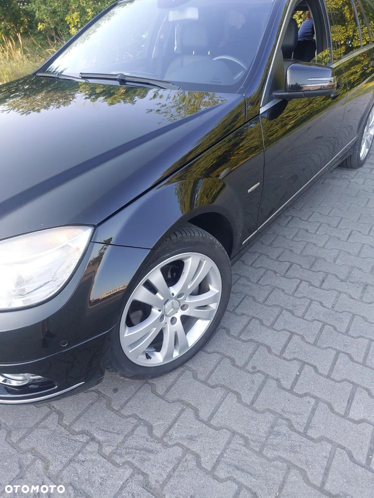 Mercedes-Benz Klasa C 180 T Kompressor Automatik - 20