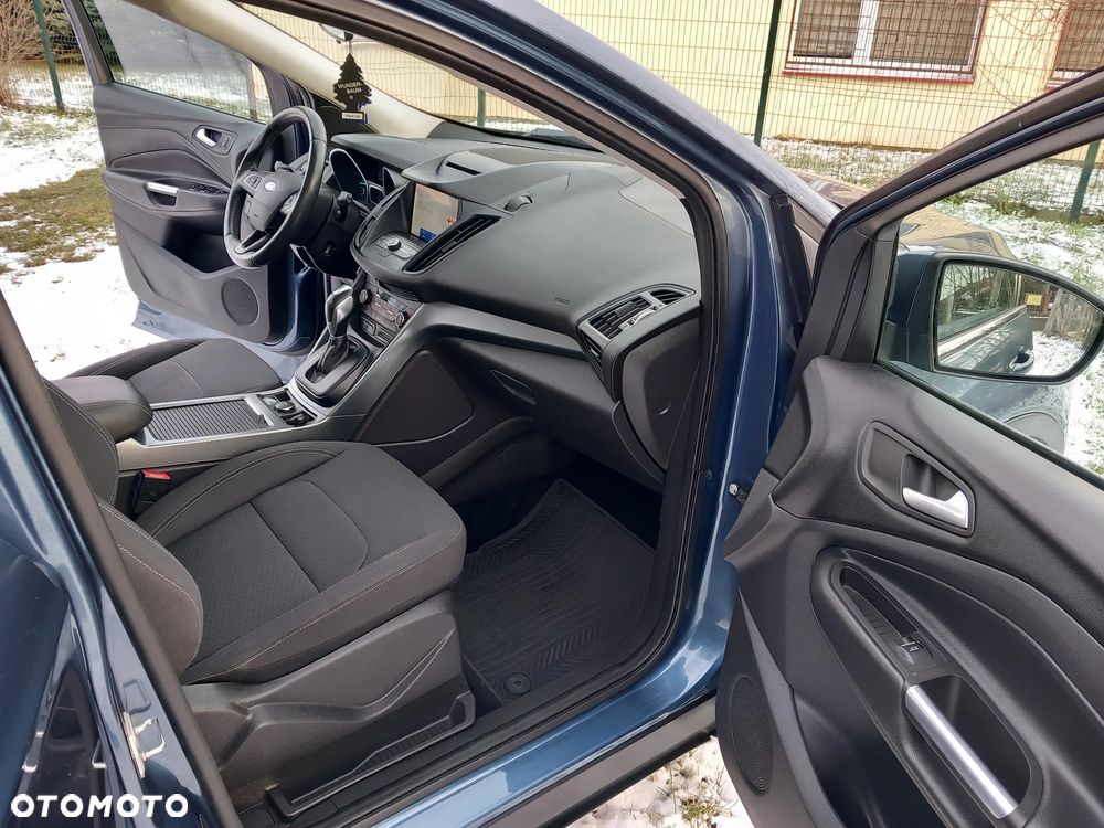 Ford Kuga 2.0 TDCi 4x4 Cool & Connect - 11