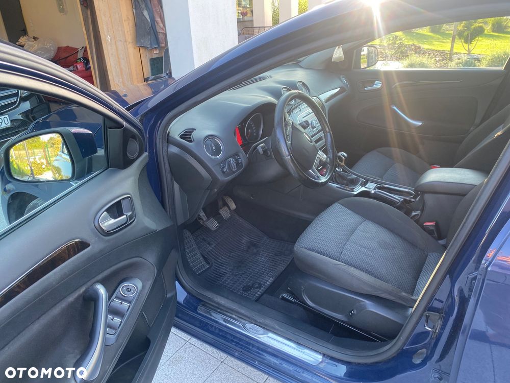 Ford Mondeo - 9