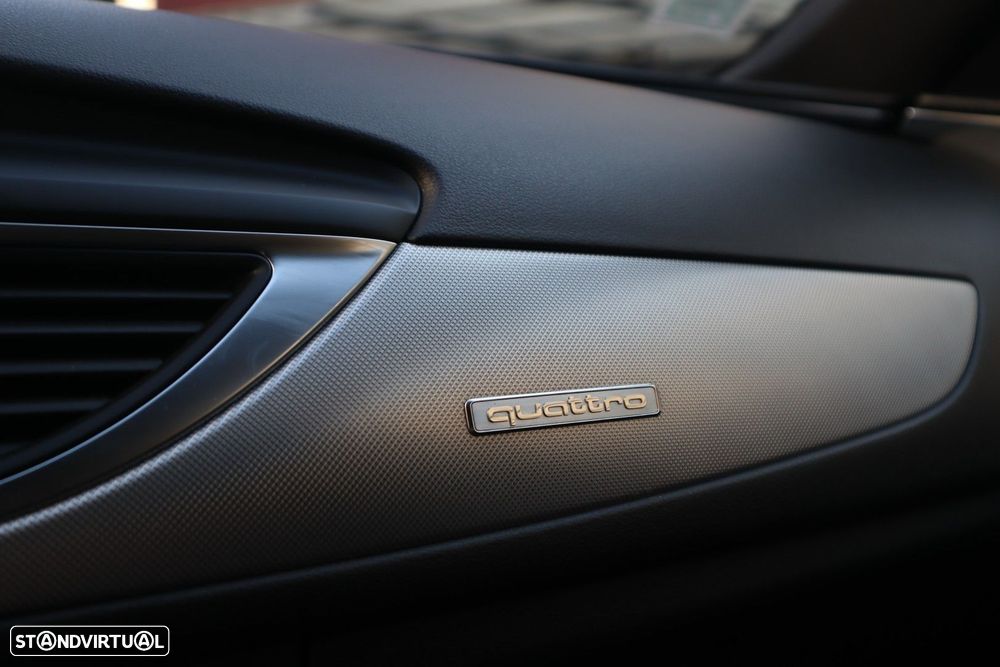 Audi A6 Allroad 3.0 TDi quattro S tronic - 44