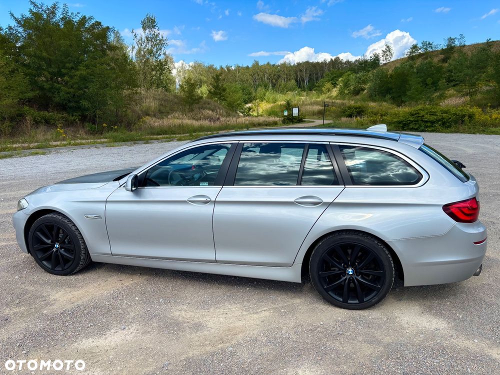 BMW Seria 5 520i Luxury Line - 3