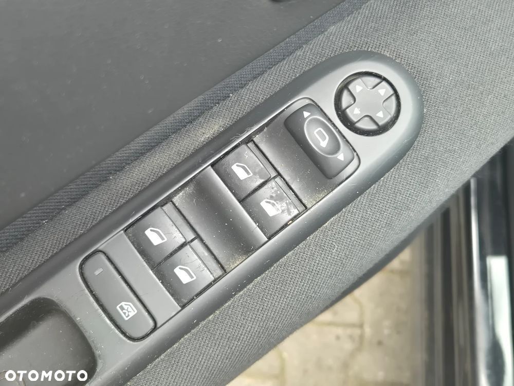 Peugeot 3008 - 9