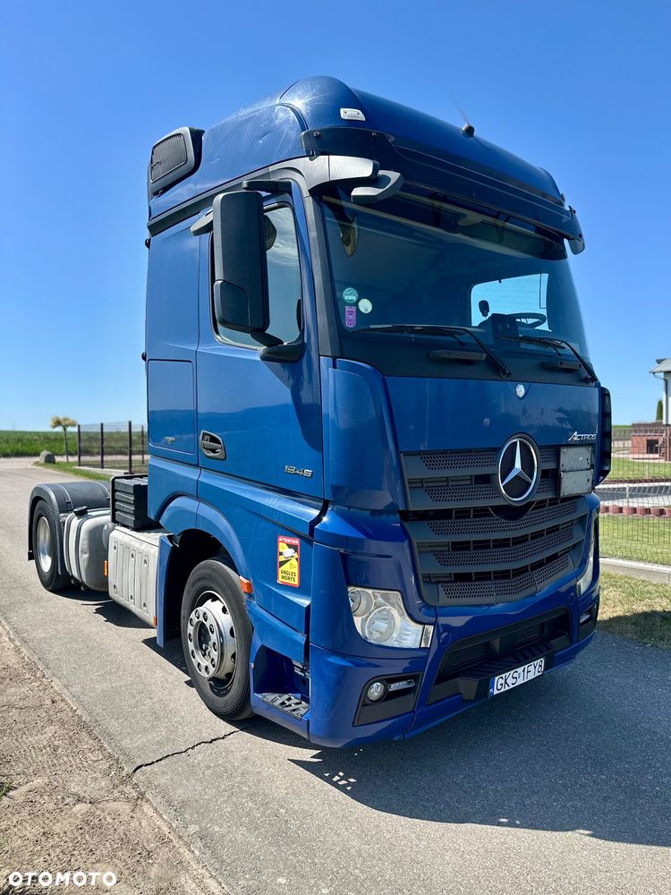 Mercedes-Benz Actros - 4