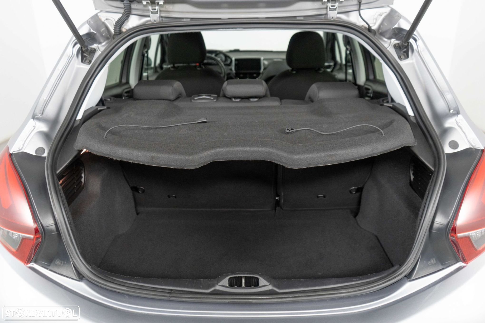 Peugeot 208 1.2 PureTech Style - 11