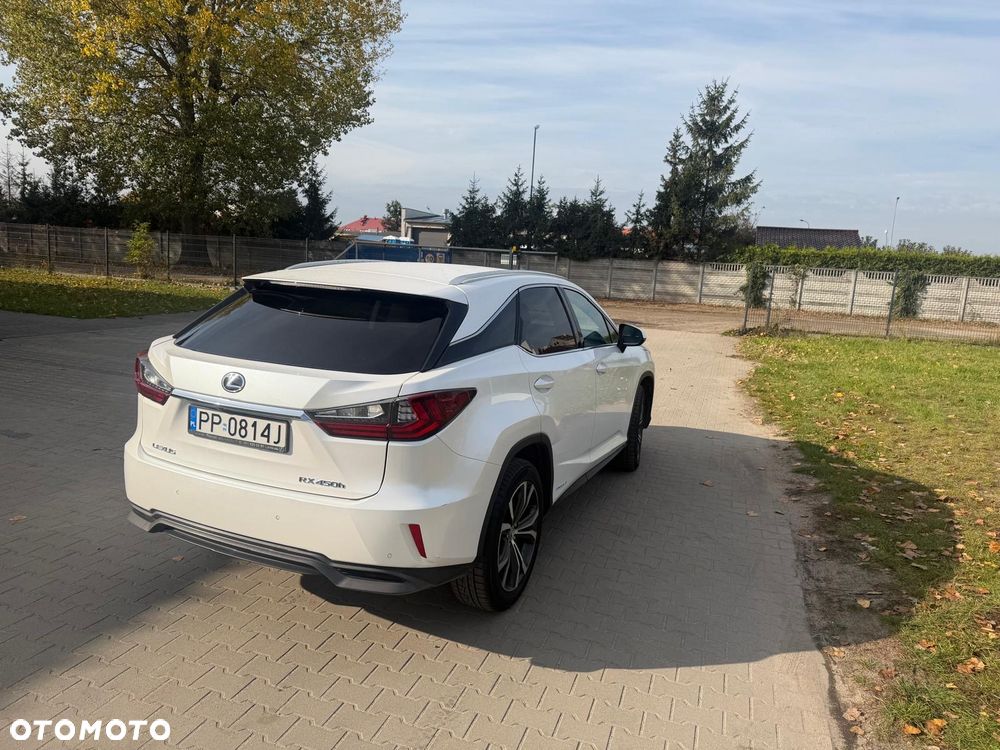 Lexus RX - 10