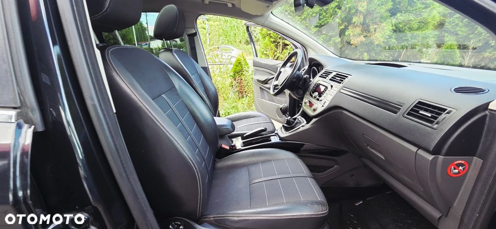 Ford Kuga 2.0 TDCi 4WD Titanium - 37