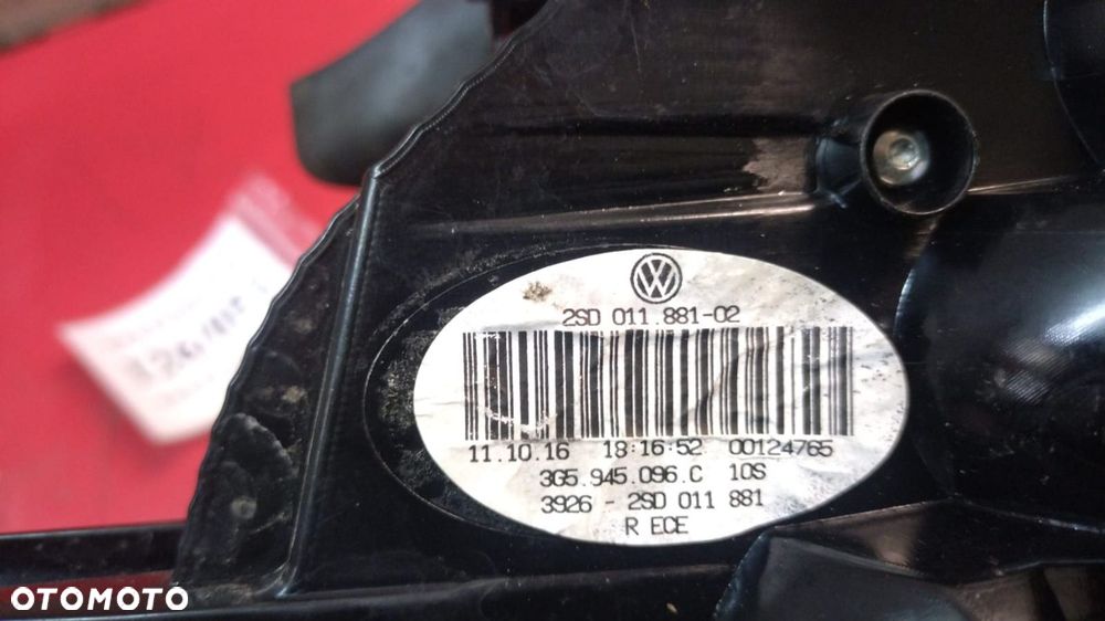 LAMPA LEWY TYŁ PRAWA TYLNA W BŁOTNIK VW PASSAT B8 SEDAN 14- 3G5945096C NO 126/051 - 3
