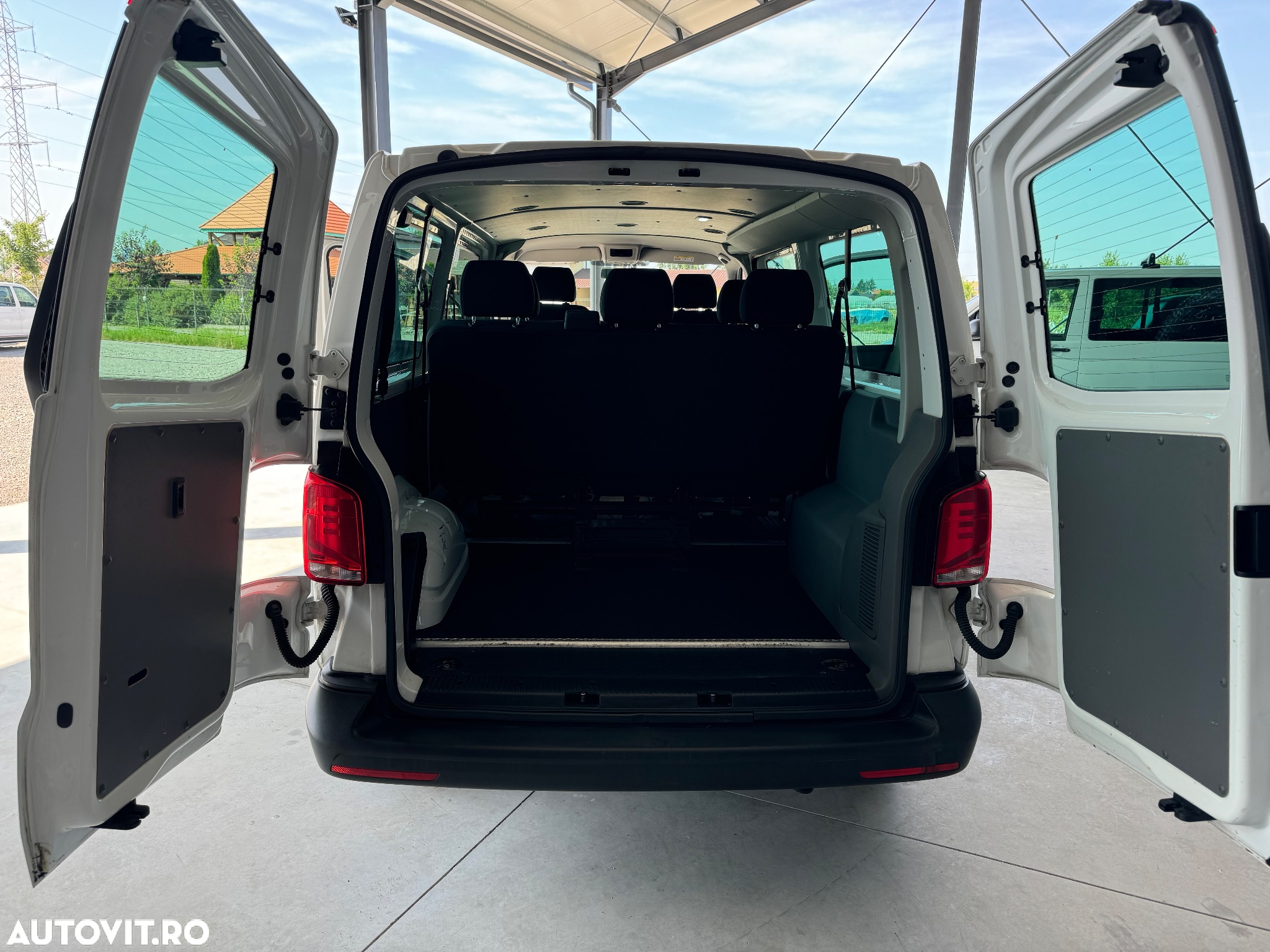 Volkswagen Transporter Kombi T6.1 2.0 TDI 81 kW LR - 19