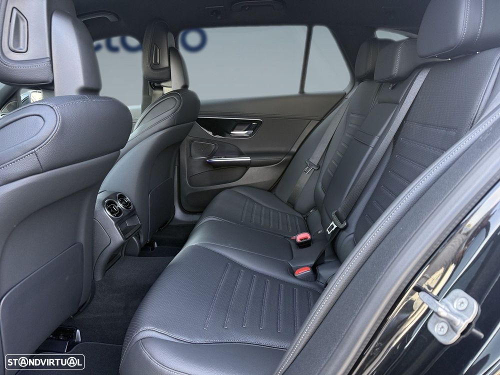 Mercedes-Benz C 300 de AMG Line - 14