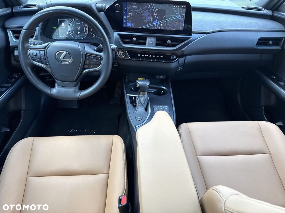 Lexus UX 250h GPF F Sport Design 2WD - 12