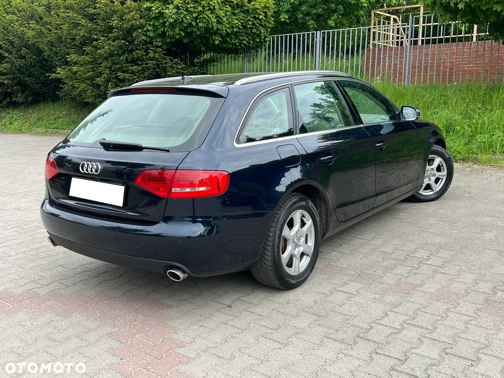 Audi A4 Avant - 5