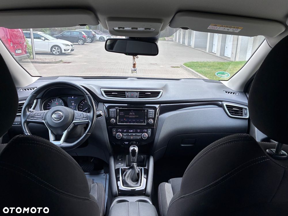 Nissan Qashqai 1.3 DIG-T DCT N-MOTION - 9