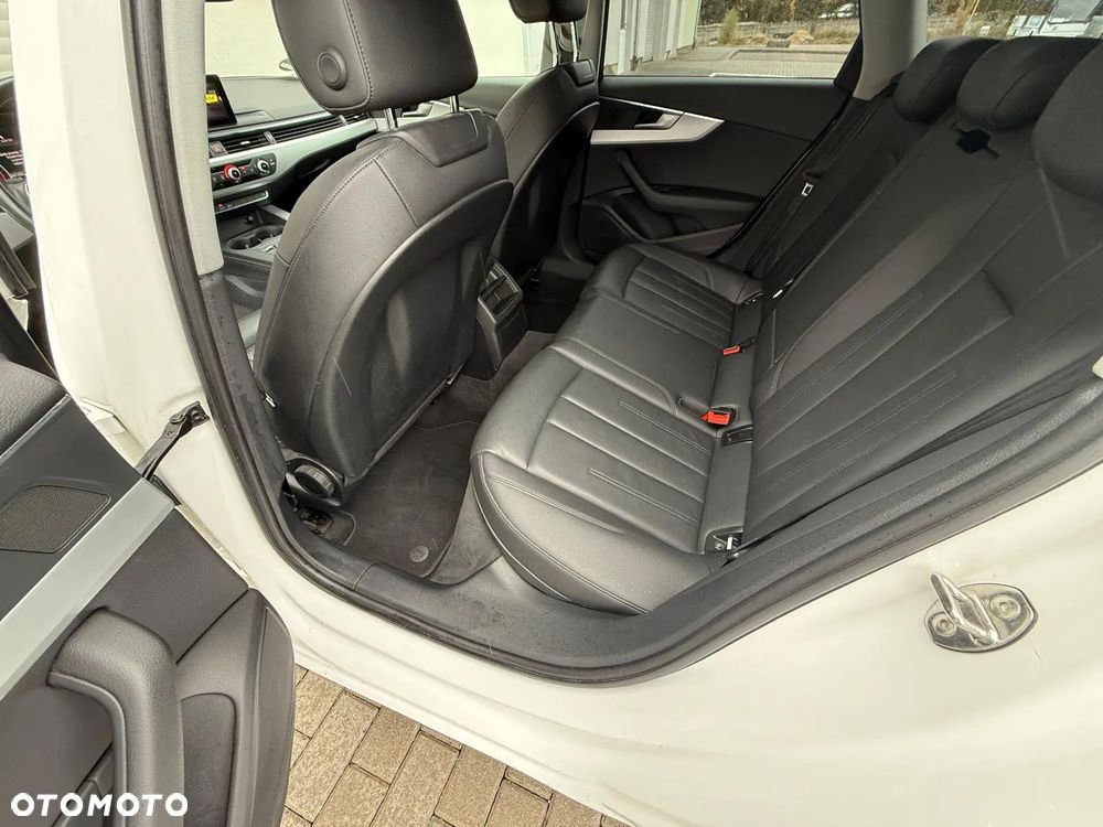 Audi A4 - 14
