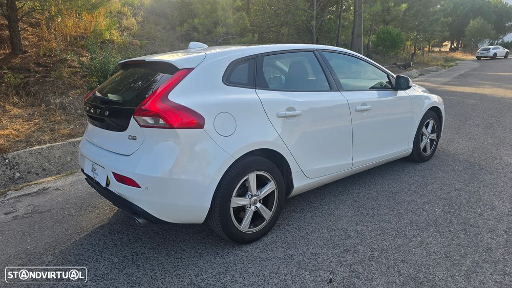 Volvo V40 2.0 D2 Kinetic Geartronic - 10