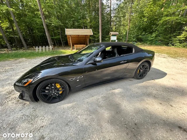 Maserati GranCabrio Sport - 13