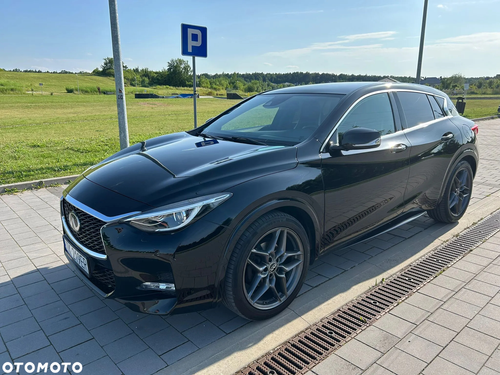 Infiniti Q30 - 22