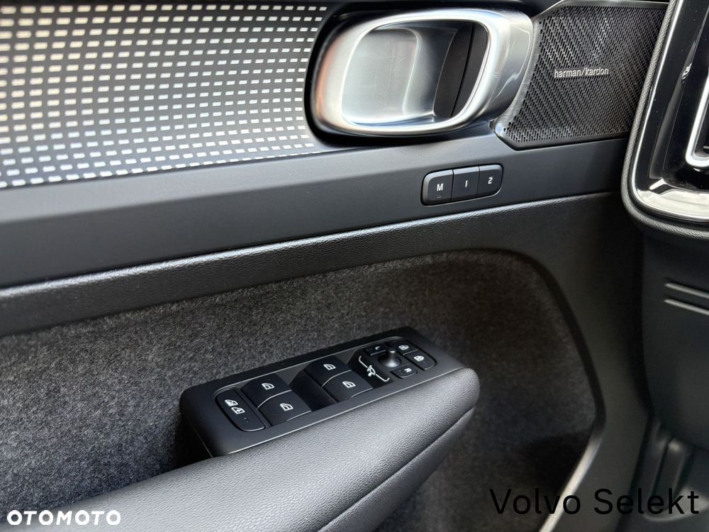 Volvo XC 40 - 19