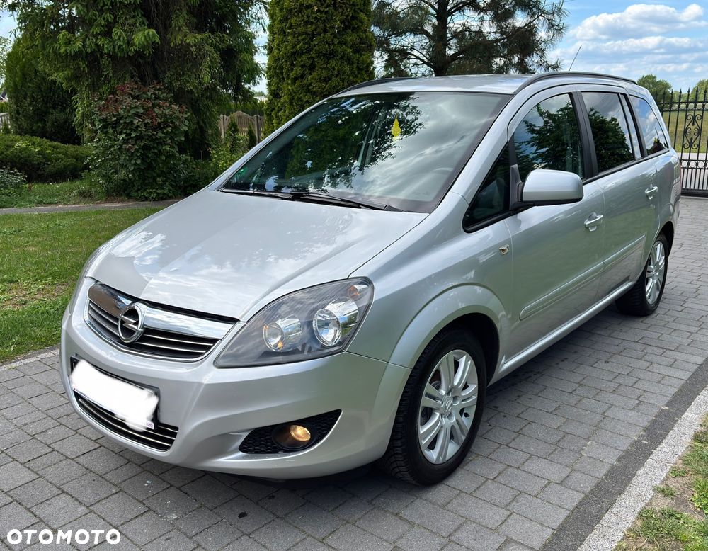 Opel Zafira 1.8 Easytronic - 1