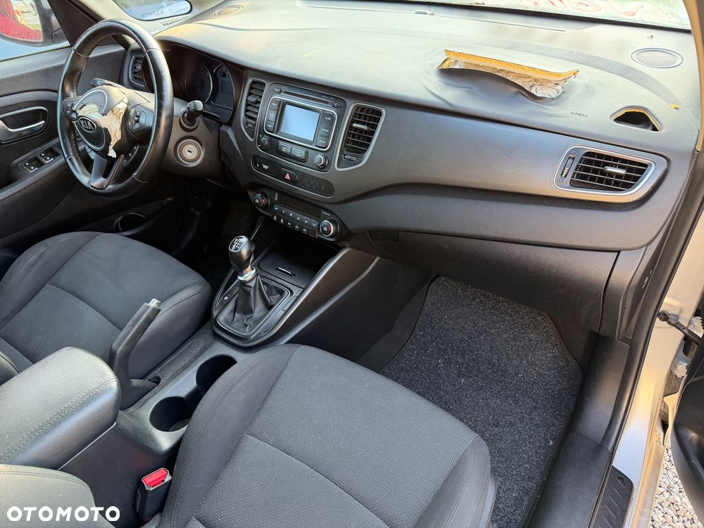 Kia Carens 1.7 CRDi 115 Dream-Team Edition - 15