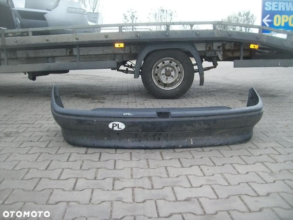 Zderzak tył Opel Astra I HB - 1