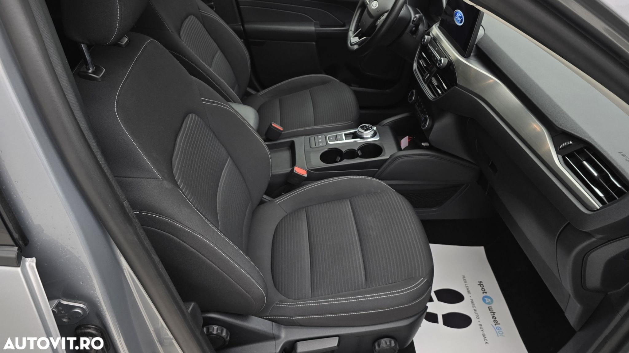 Ford Kuga - 19