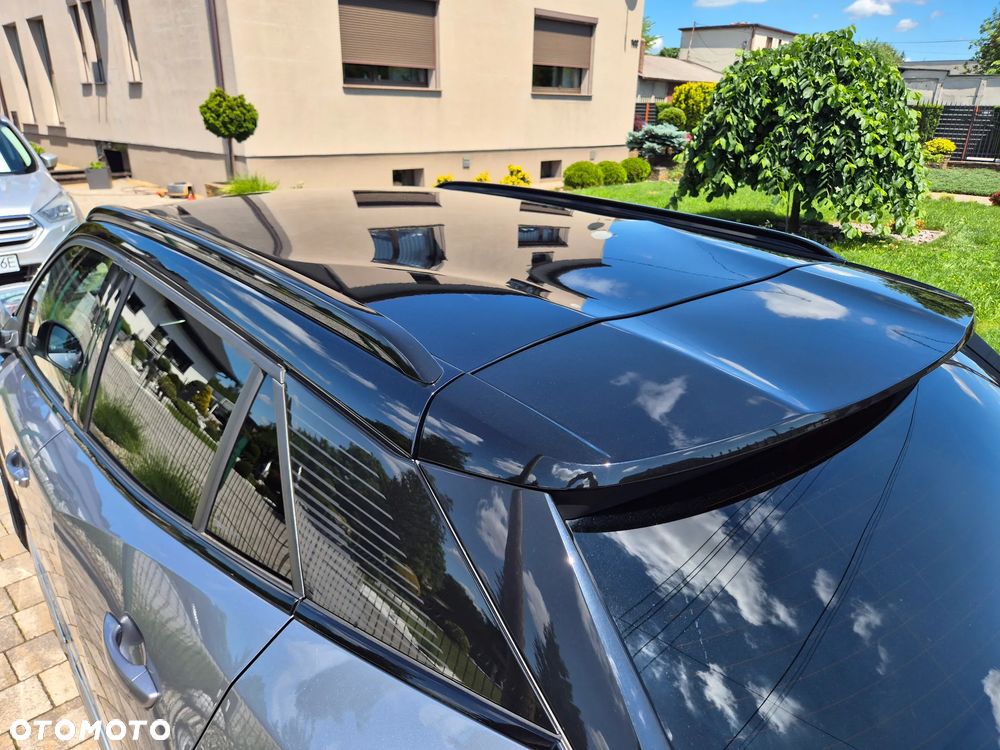 Peugeot 2008 PureTech 130 EAT8 GT - 8