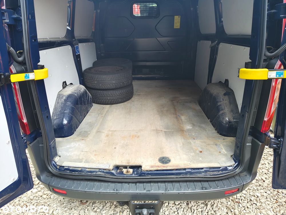 Ford Transit Custom - 16