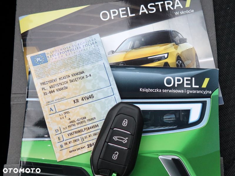 Opel Astra 1.2 T Business Edition S&S - 33