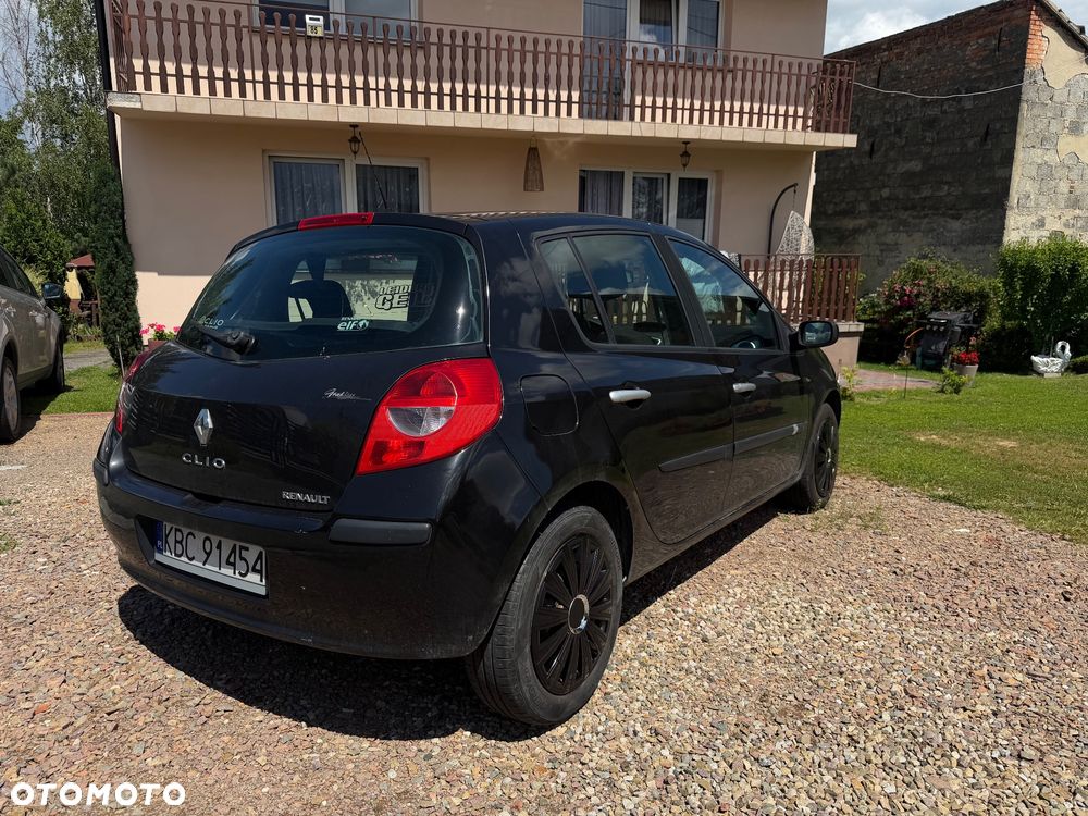 Renault Clio - 5