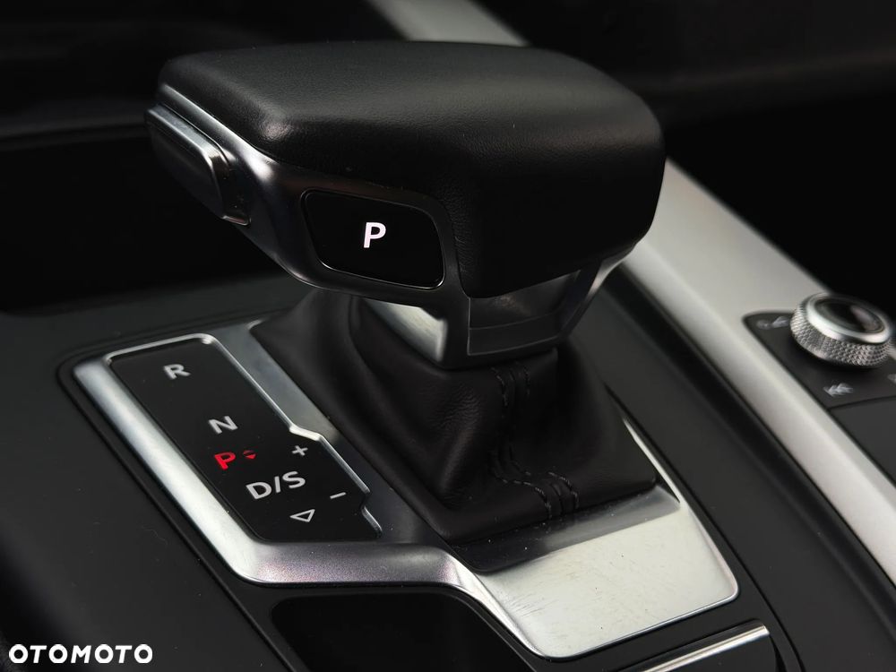 Audi A4 Avant 40 TDI Sport S tronic - 31