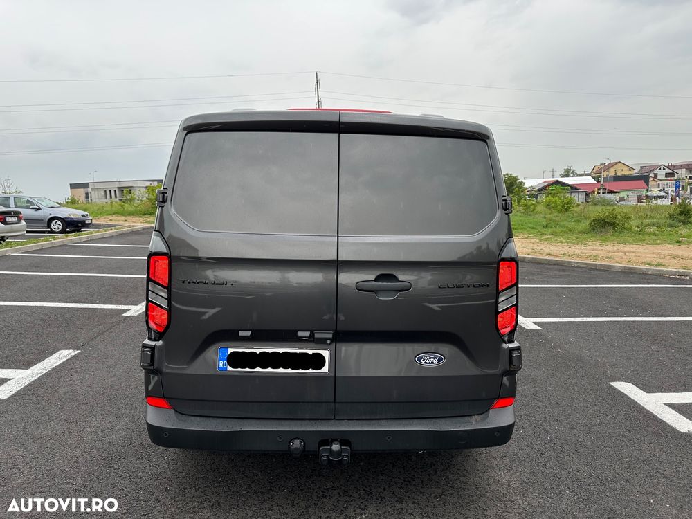 Ford Transit Custom - 11