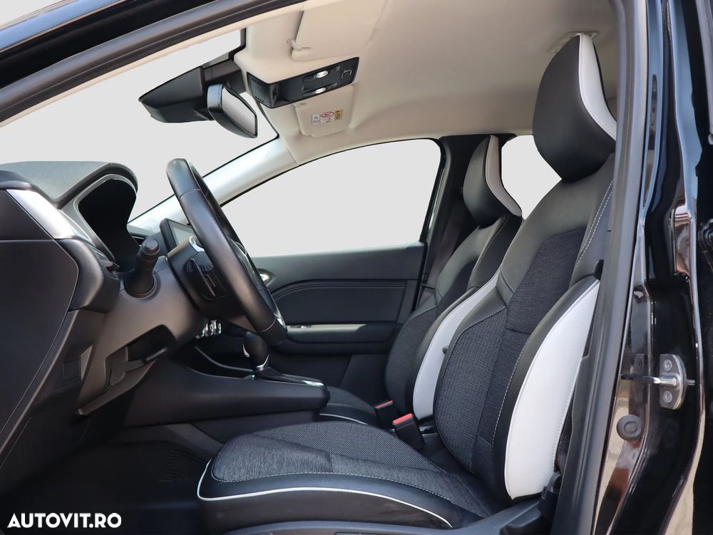 Renault Captur 160 EDC MHEV Techno - 14