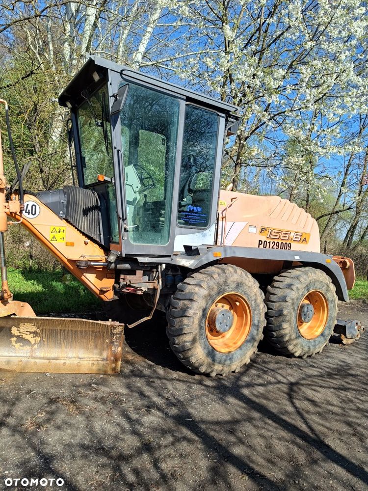 New Holland F 156.6A - 2