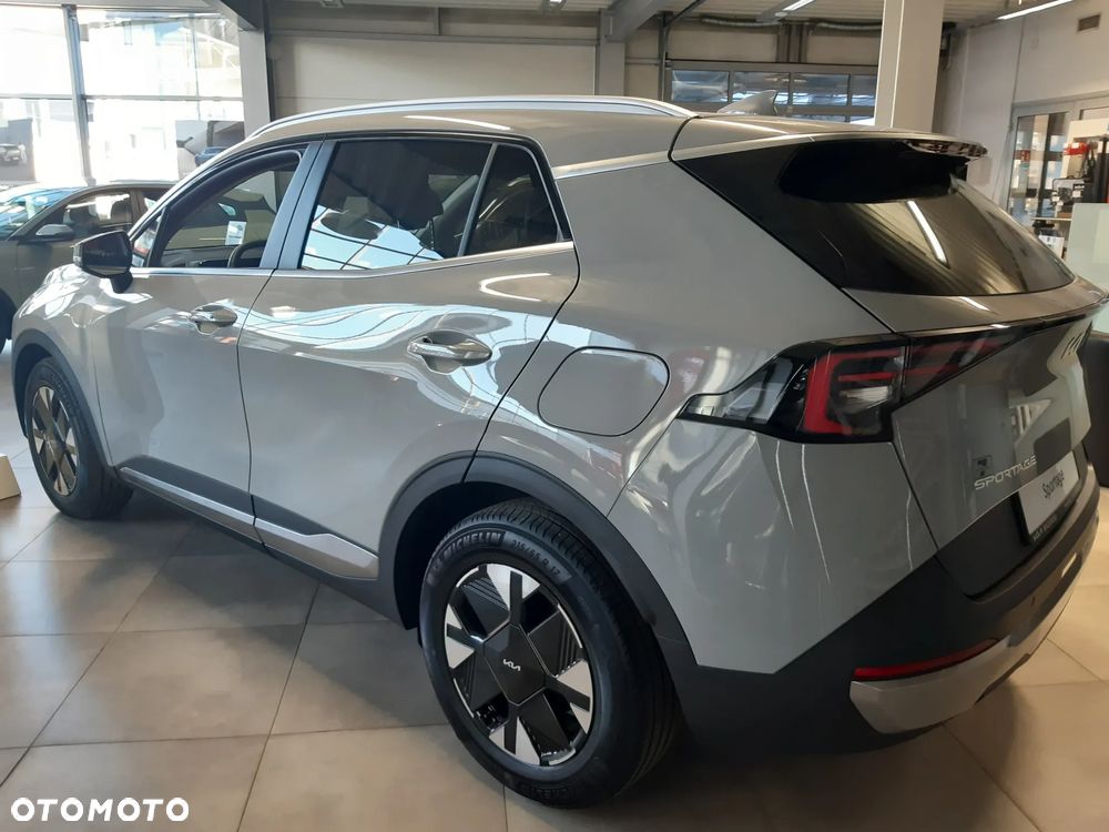 Kia Sportage 1.6 T-GDI HEV L 2WD - 2