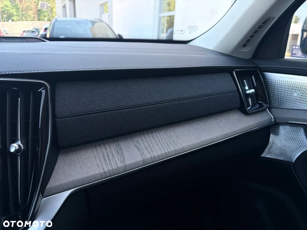 Volvo XC 90 T8 AWD Plug-In Hybrid Plus Bright 7os - 19
