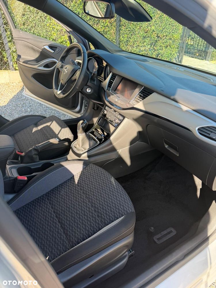 Opel Astra 2020 photo 4