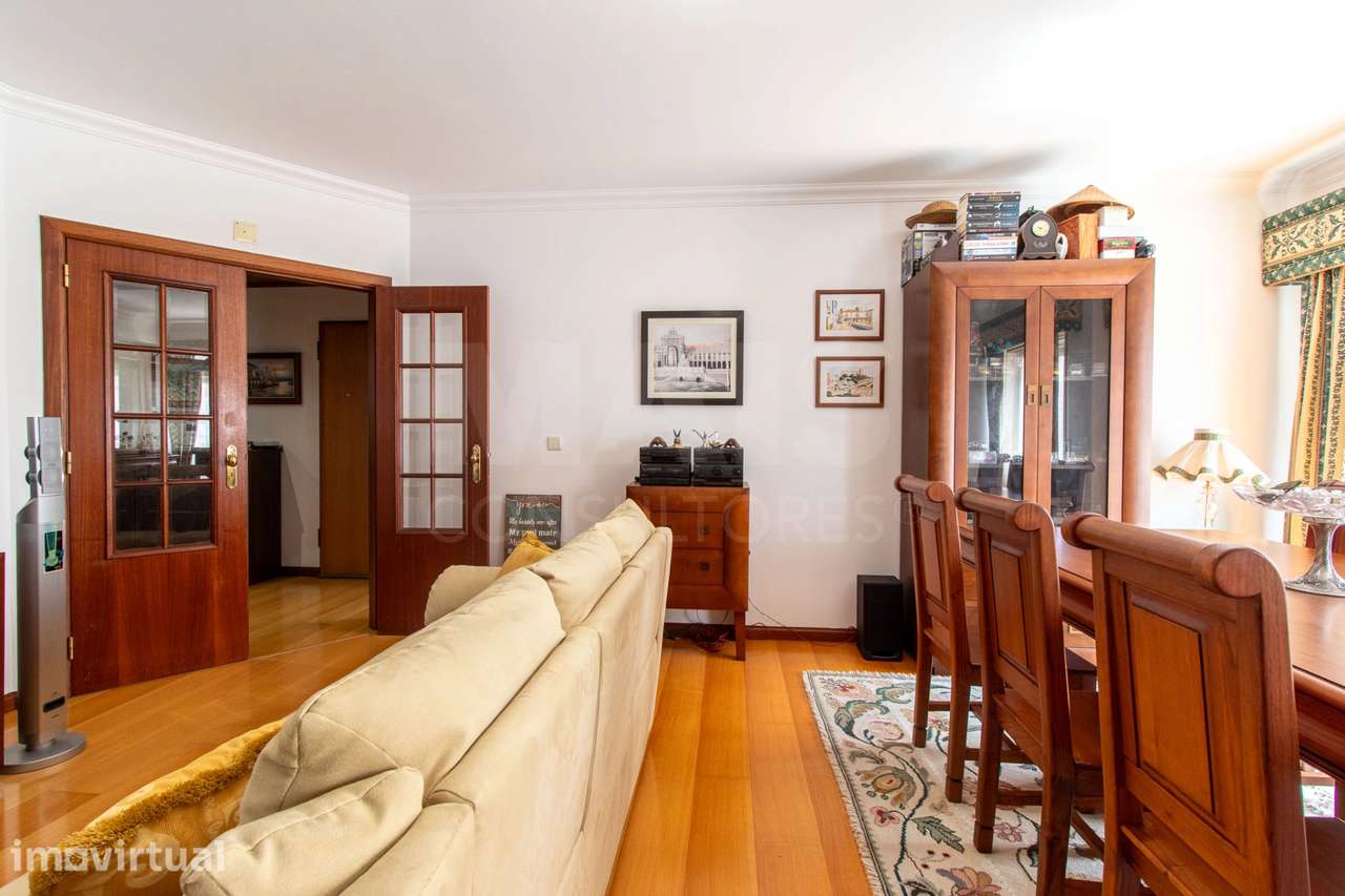 Apartamento T2 | Avenida de Fitares  - Rinchoa – Rio de Mouro - Sintra - Grande imagem: 3/14
