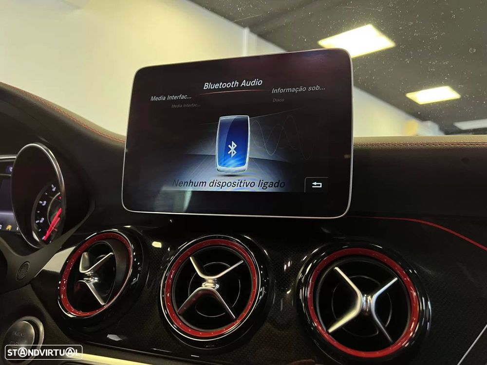 Mercedes-Benz CLA 45 AMG 4Matic Speedshift 7G-DCT Night Edition - 34